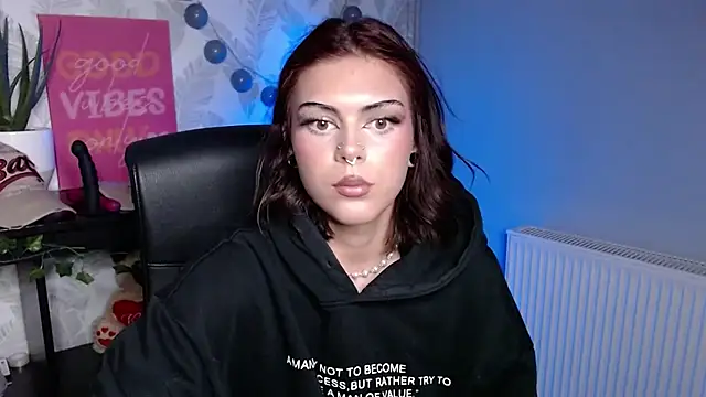 Nova_SIN – Live XXX-chat