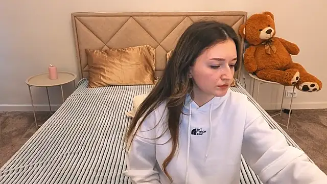 Czat XXX na żywo – CyrenaLuxe