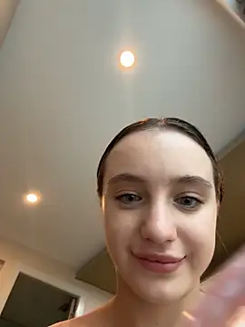 MiaTee – Naživo XXX chat