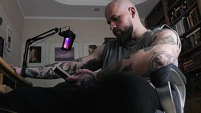 Živý XXX chat FindomJason