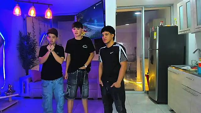 Онлайн чат XXX Houseofwarrios