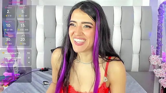 IsaDiiazのライブXXXチャット