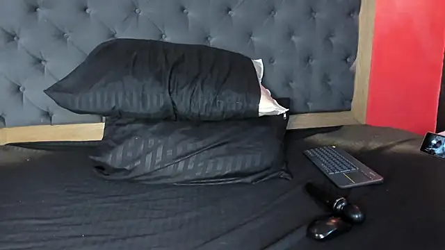 Chat XXX ao vivo de YayaHilton