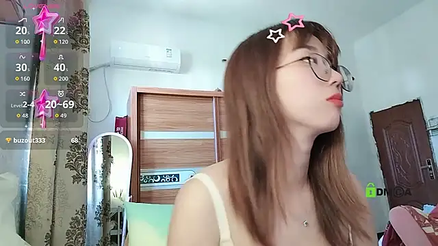 Czat XXX na żywo – Lili_666