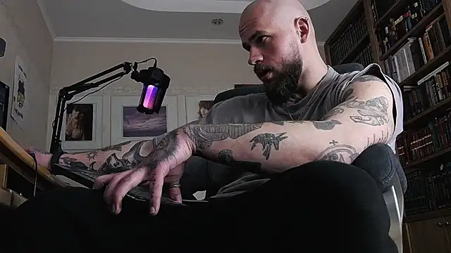 Вебкам-шоу FindomJason