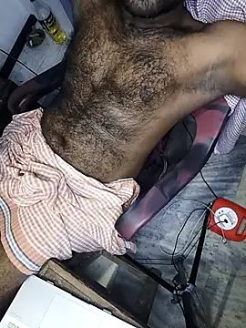 Tinku_1324 网络视讯表演