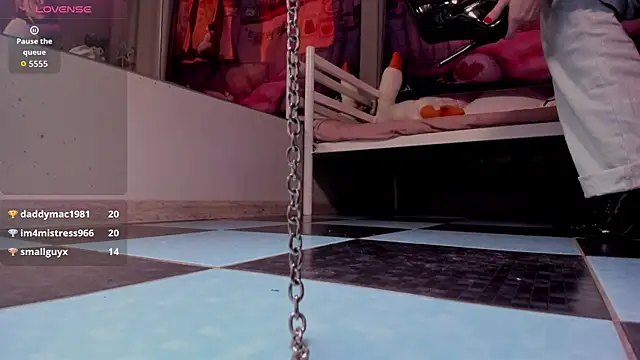 CathyAdams: онлайн-секс-чат