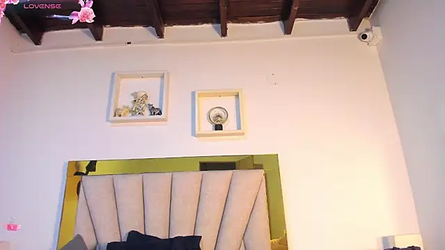 vahiolet_fuentes Chat XXX live