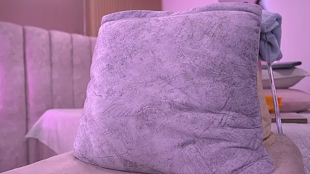 violeta_arocan Live XXX chat