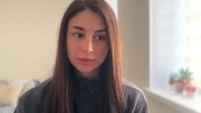 LiluMartiznirn Webbikameraesitys