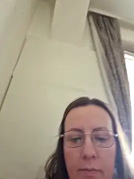 Goodass7's Live XXX Chat