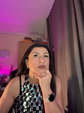 Hotangel75 Adlı Modelin Canlı XXX Sohbeti