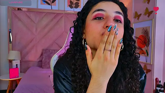 دردشة DemiJones_ الجنسية المباشرة