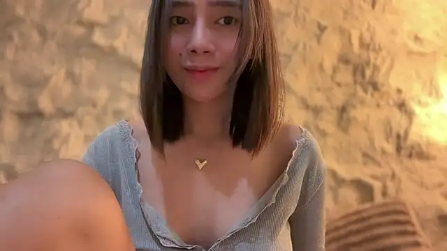 GenesisCastillano Show in webcam