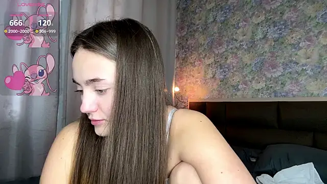 LoraDavi 现场XXX聊天