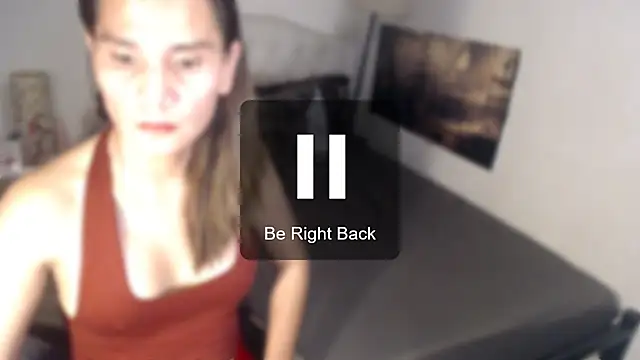 XXX chat uživo modela NinaDOM4CUM