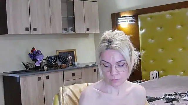 Chatroom XXX en direct de DomCaprisse