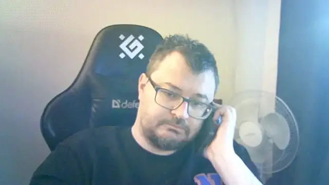 SirAbusern Webbikameraesitys