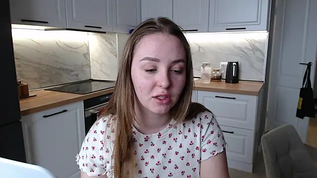 Reyleys Adlı Modelin Canlı XXX Sohbeti