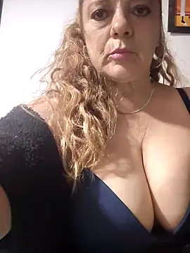 karlaanqui1のウェブカメラショー