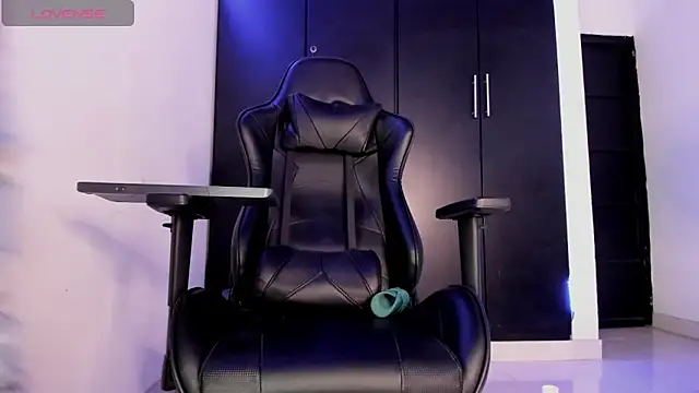 Liam_MateoのライブXXXチャット