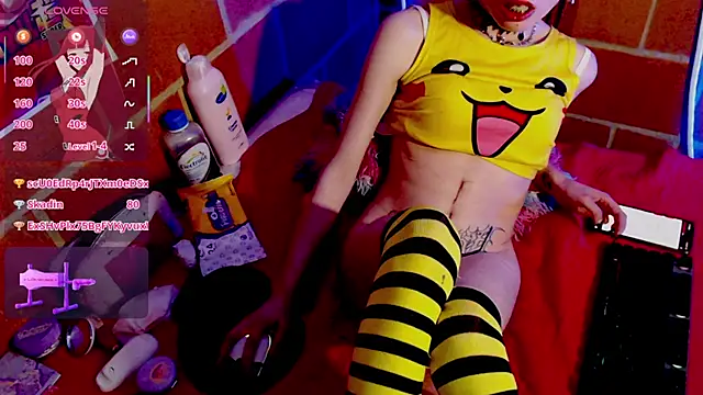 Yennastone Chat XXX in diretta