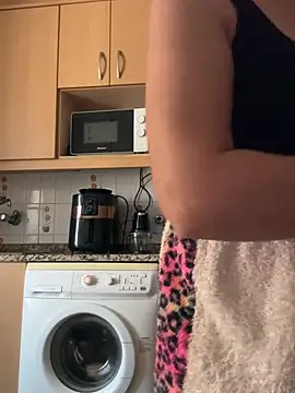 แชท XXX สดของ Morenita-sexy777