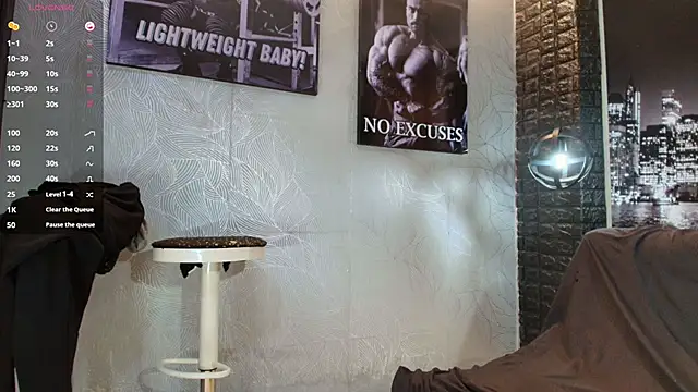 toower_'s Live XXX Chat