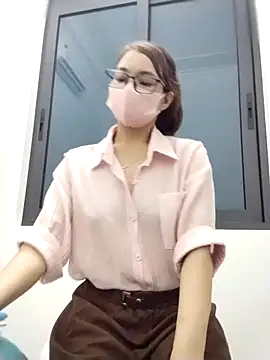 Mai_phuong Adlı Modelin Web Kamerası Şovu