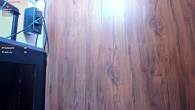 แชท XXX สดของ Mature_Skinny