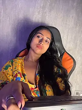 แชท XXX สดของ Valentinne_z