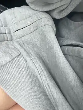 FigabrossのライブXXXチャット