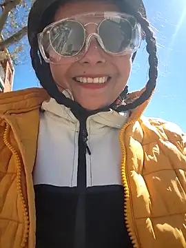 bellapaty's Live XXX Chat