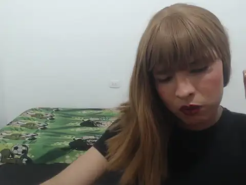 estefania224 Show Webcam