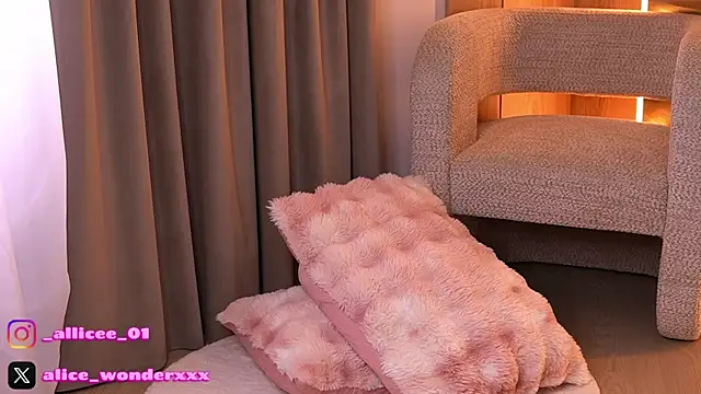 VanessaSimon 网络视讯表演