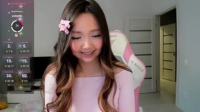 Fluffy_Rose's Live XXX Chat