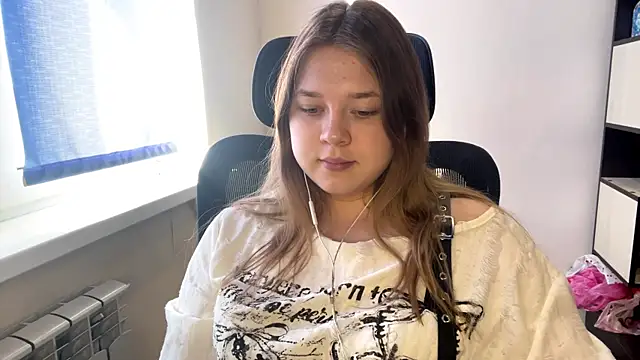 TomikoPfau's Live XXX Chat