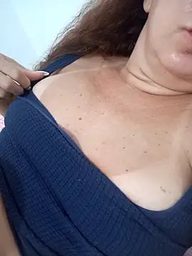 SOLTEIRASIGILO's Live XXX Chat