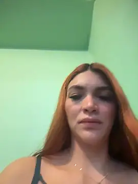 EmilyDashn Live XXX chat