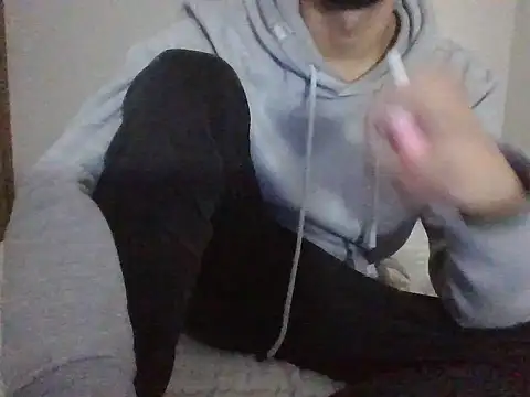 bladetrinityn's Live XXX Chat