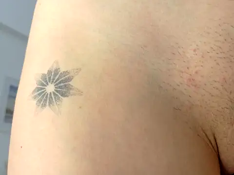 MissFrenchy's Webcam Show