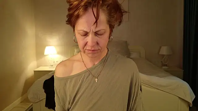 Chat XXX en directo de LioraWeiss