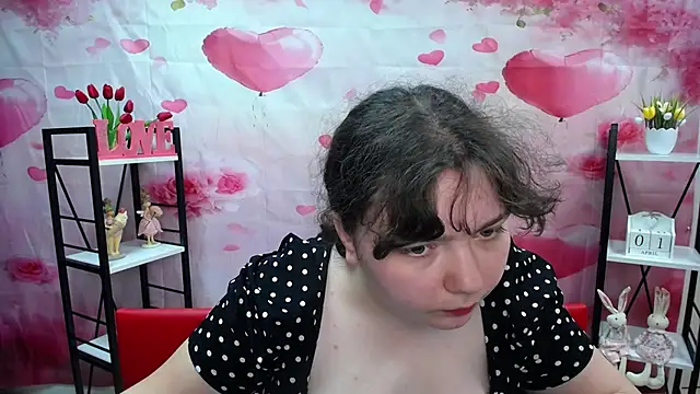 NeonilaLisova élő XXX-chatje