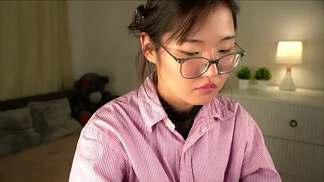 NelleMihalko Chat XXX live