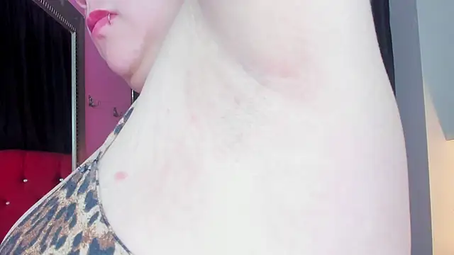 ScarletBigTitties Live XXX-Chat