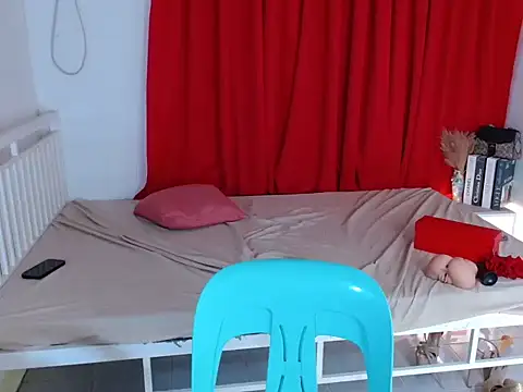 Chatroom XXX en direct de Lilasali