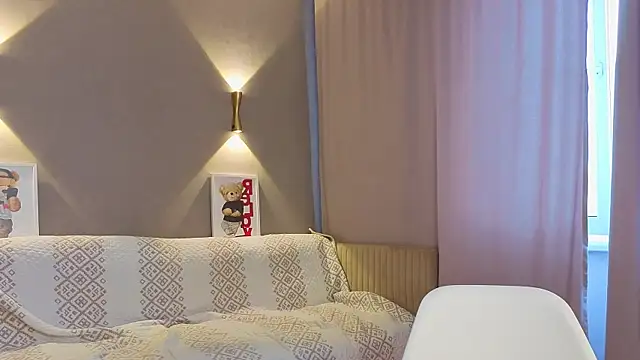 AldaDupriest 网络视讯表演