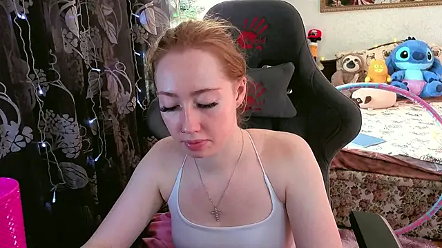 TinaBrook's Live XXX Chat