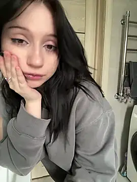 YourLittleDevil Live XXX Chat