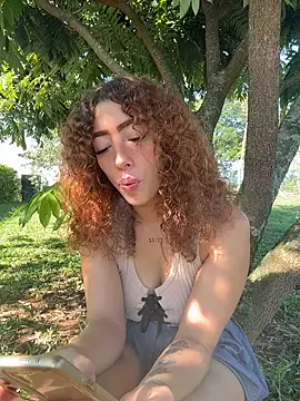 Онлайн чат XXX roxyrougee